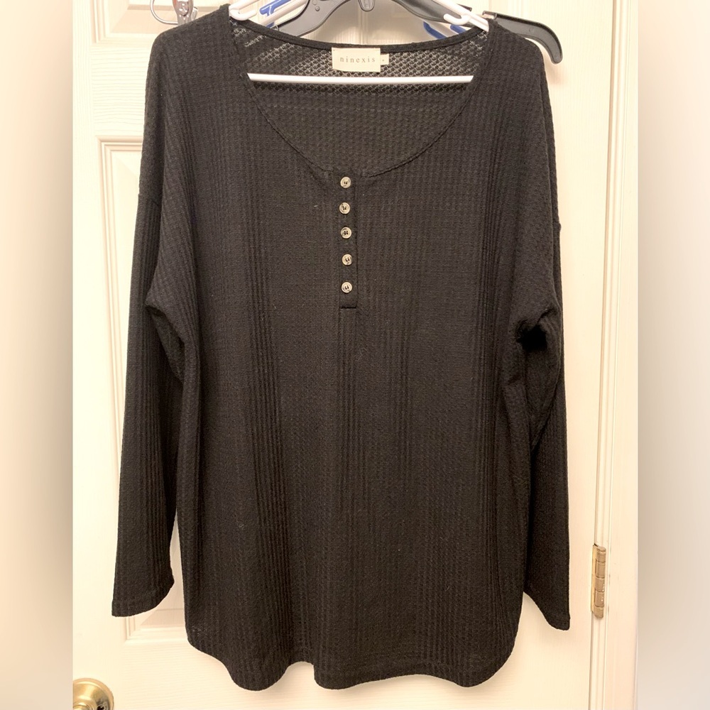 Ninexis Women’s Black Long Sleeve Shirt Medium
